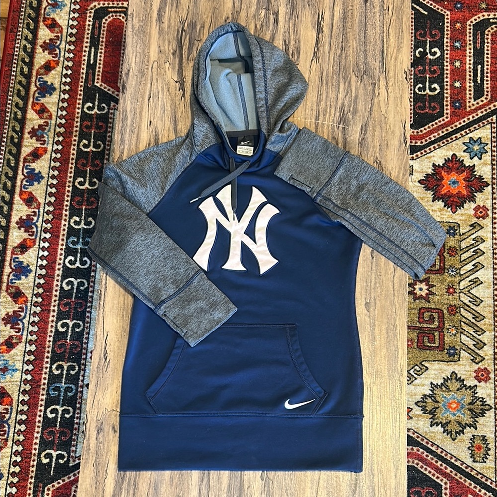 💕 Nike Navy and Heather Gray Hoodie with New York Logo